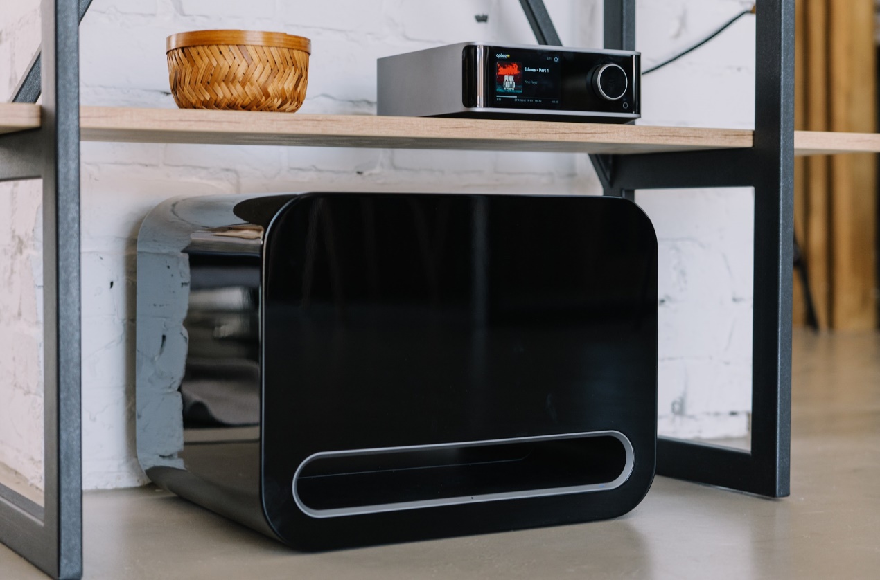 WiiM's Sound smart speaker looks like a HomePod for audiophiles | The Verge